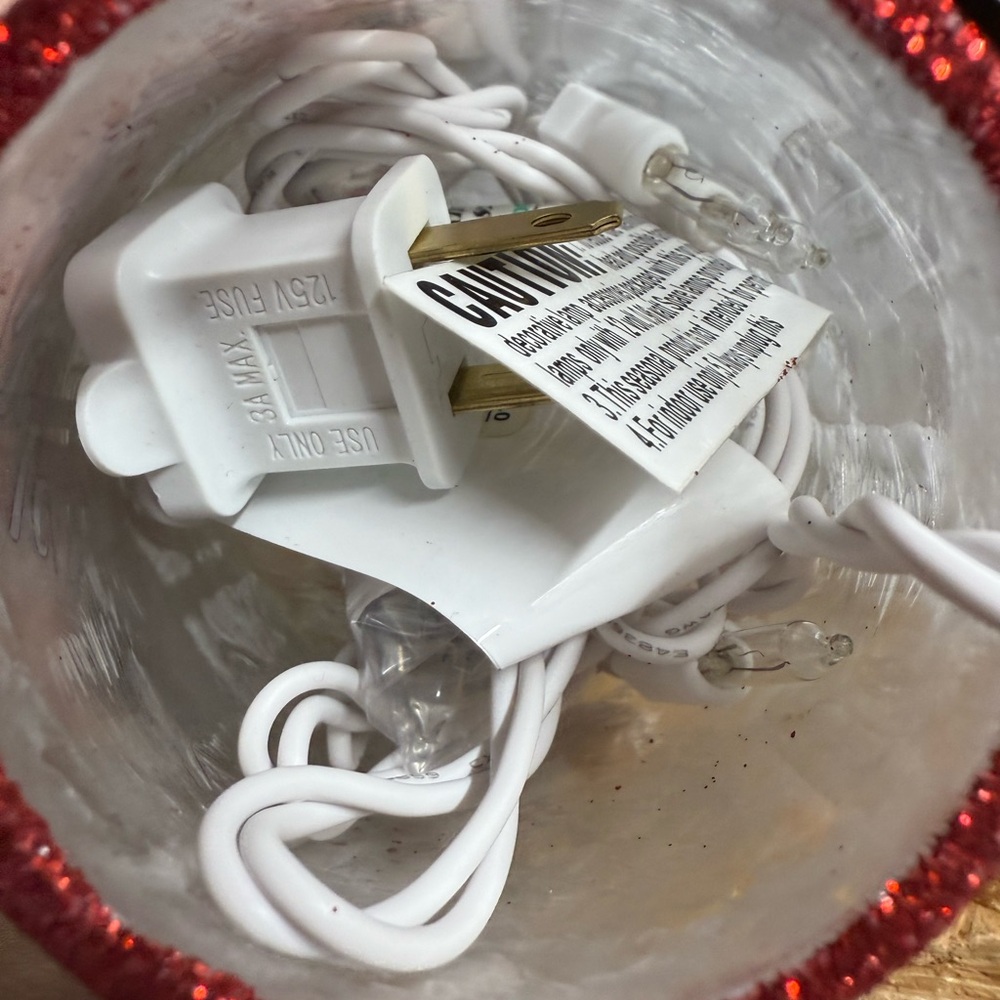 NWT Holiday light Vase - Red and White from Hallmark - Picture 2 of 2